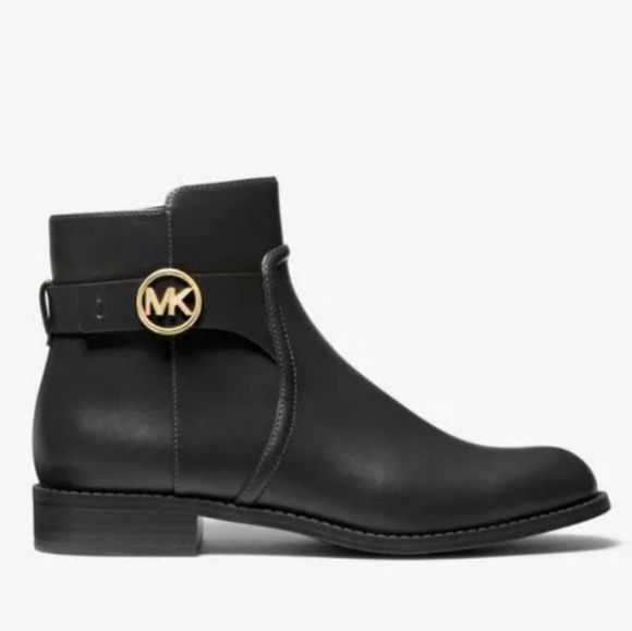 Michael Kors Carmen Ankle Flat Bootie Black Size 5 - Picture 1 of 13